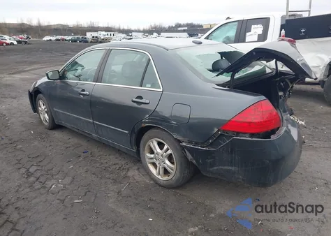 2006 Honda Accord 2.4 Ex z USA, uszkodzony, nr VIN 1HGCM568X6A112711